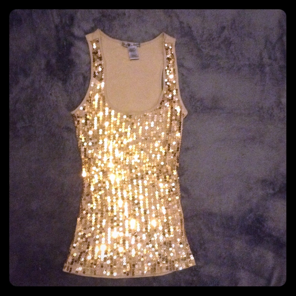 😍Gold sequin tank top😍